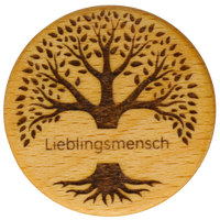 Mementovia-Box mit graviertem Baum-Motiv und dem Schriftzug "Lieblingsmensch" als alternative Deckelgravur.